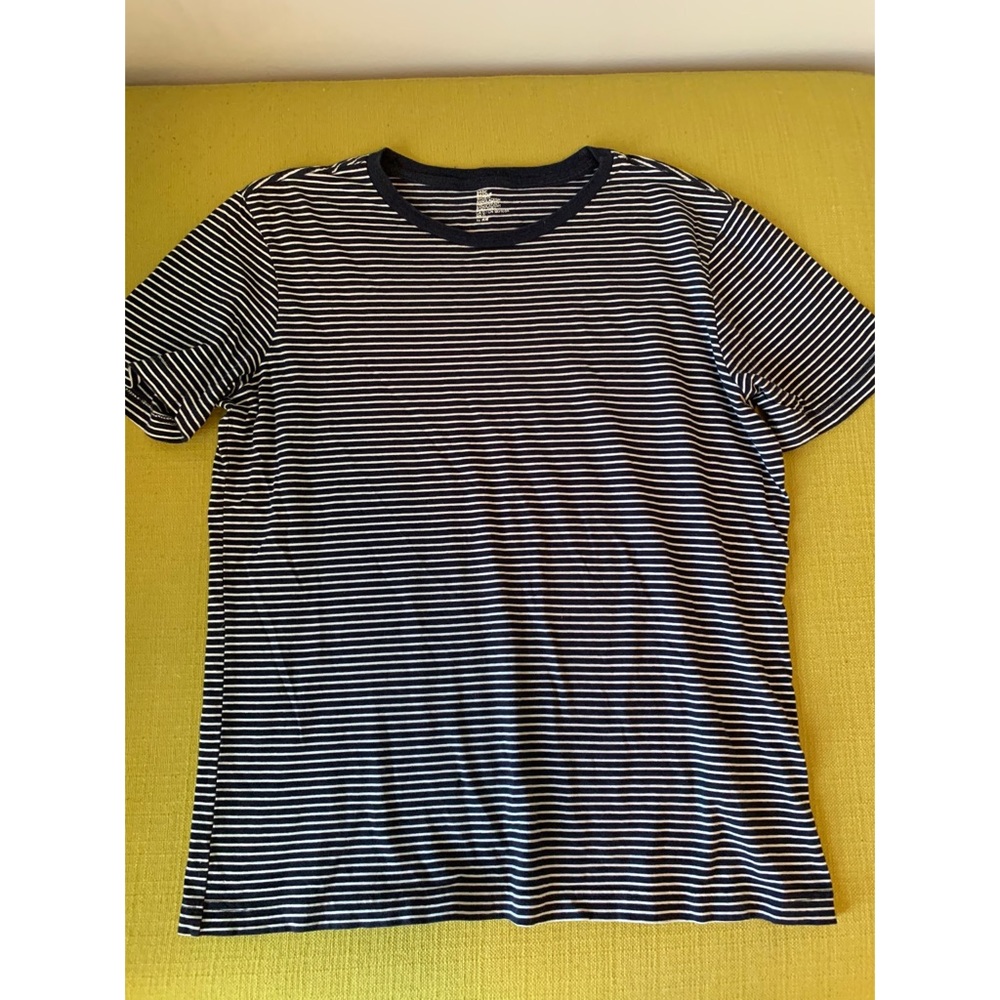 H&M men’s striped T shirt